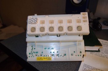 Help determine P N of the control module - P1083861.JPG