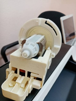 What is the analogue of the ASKOLL M98 pump - IMG-20200103-WA0002.jpg