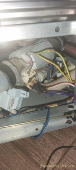 The contact group of the heating element has burned out, help me understand the reason - WhatsApp Image 2022-01-20 at 13.26.05.jpeg