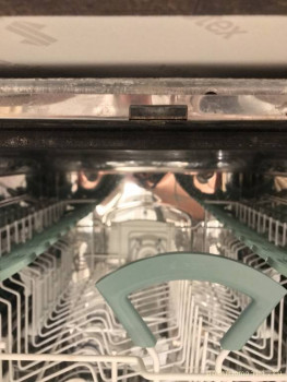 Door lock Ariston LSI48A - D83850A0-6029-4A17-A27B-20A6A756A152.jpeg