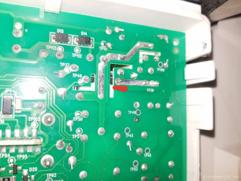 Над красной линией