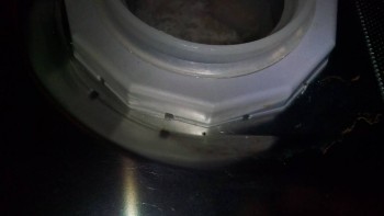 Bosh E-15 holes in housing  - IMG_20170528_223045.jpg