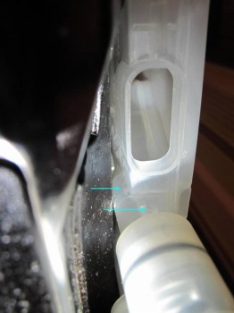 PMM Bosch SMI65M65RU 32 - leak between the wall and the heat exchanger - Теплообменник с каплями.jpg