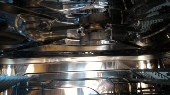 Holes in whirlpool dwh m00 w - P_20180527_101203.jpg