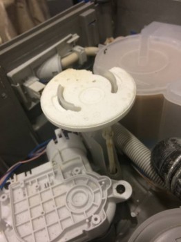 SOS round foam piece where to put it?? - image.jpg